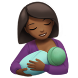 amamentando: pele morena escura