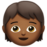 criança: pele morena escura