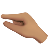 mão beliscando: pele morena