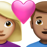 casal apaixonado: mulher, homem, pele morena clara e pele morena