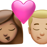 beijo: mulher, homem, pele morena e pele morena clara