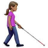 mulher com bengala para cego: pele morena e de frente para a direita