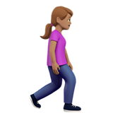 mulher andando: pele morena e de frente para a direita