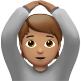 pessoa fazendo gesto de “OK”: pele morena