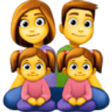 Família: homem, mulher, menina e menina - Facebook