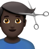 homem cortando o cabelo: pele escura